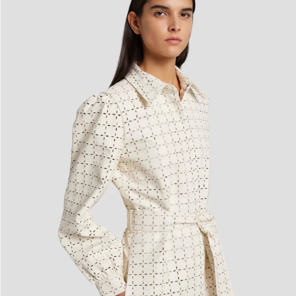 FAUX LEATHER BELTED SHIRT DRESS IN CREAM